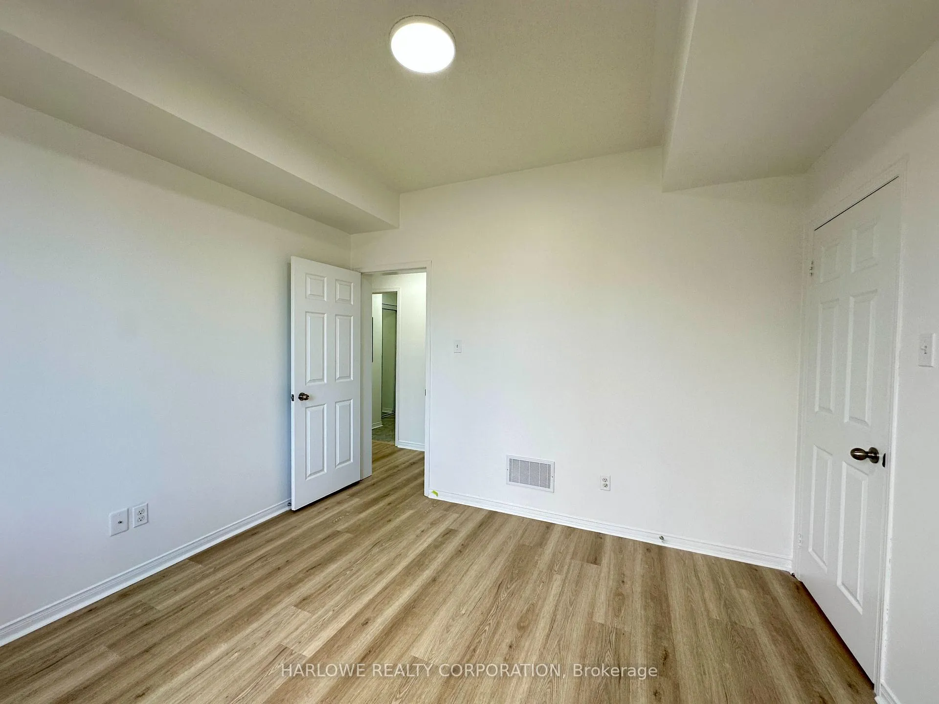 Photo 7 of Unit 59, 60 Fairwood Circle, Brampton, Sandringham-Wellington — HOMEH