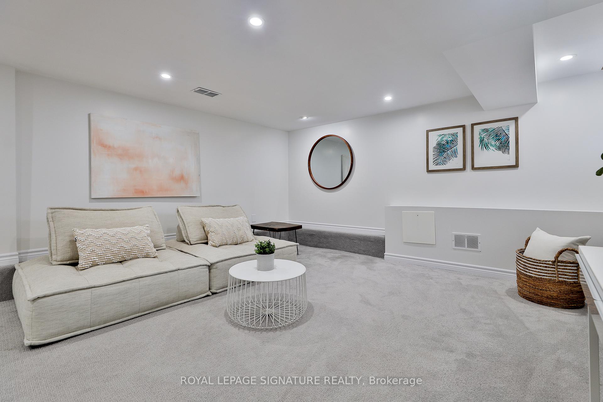 Photo 34 of 48 Westbrook Avenue, Toronto, Woodbine-Lumsden — HOMEH