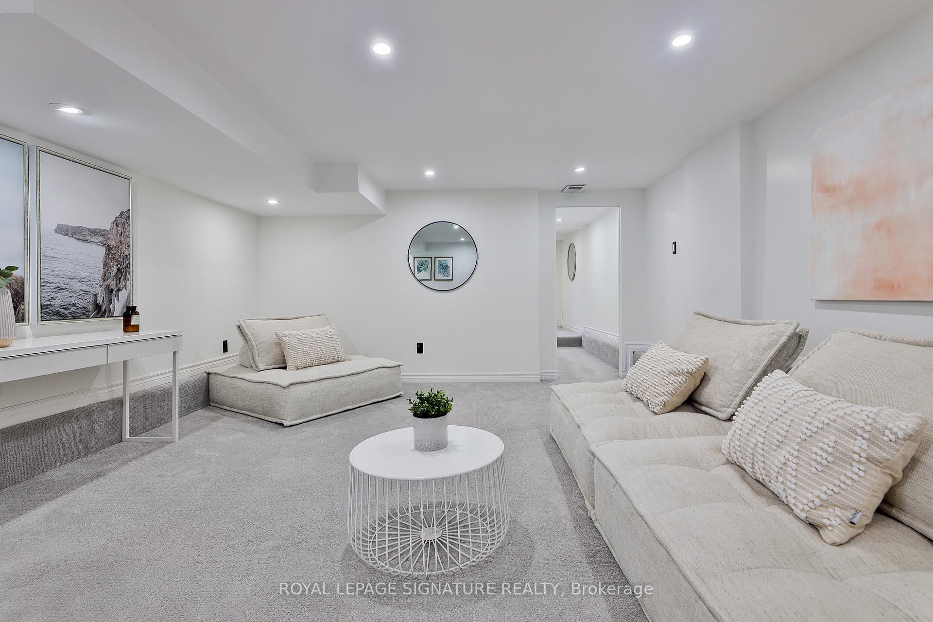 Photo 35 of 48 Westbrook Avenue, Toronto, Woodbine-Lumsden — HOMEH
