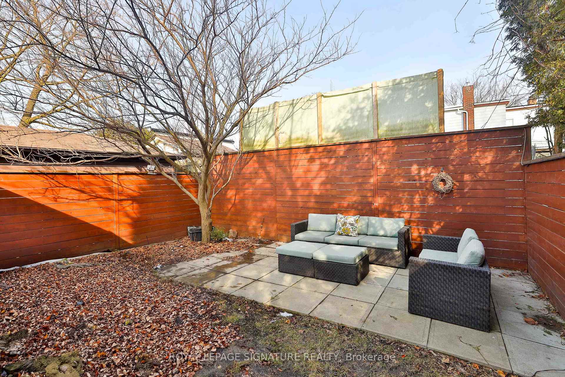 Photo 37 of 48 Westbrook Avenue, Toronto, Woodbine-Lumsden — HOMEH