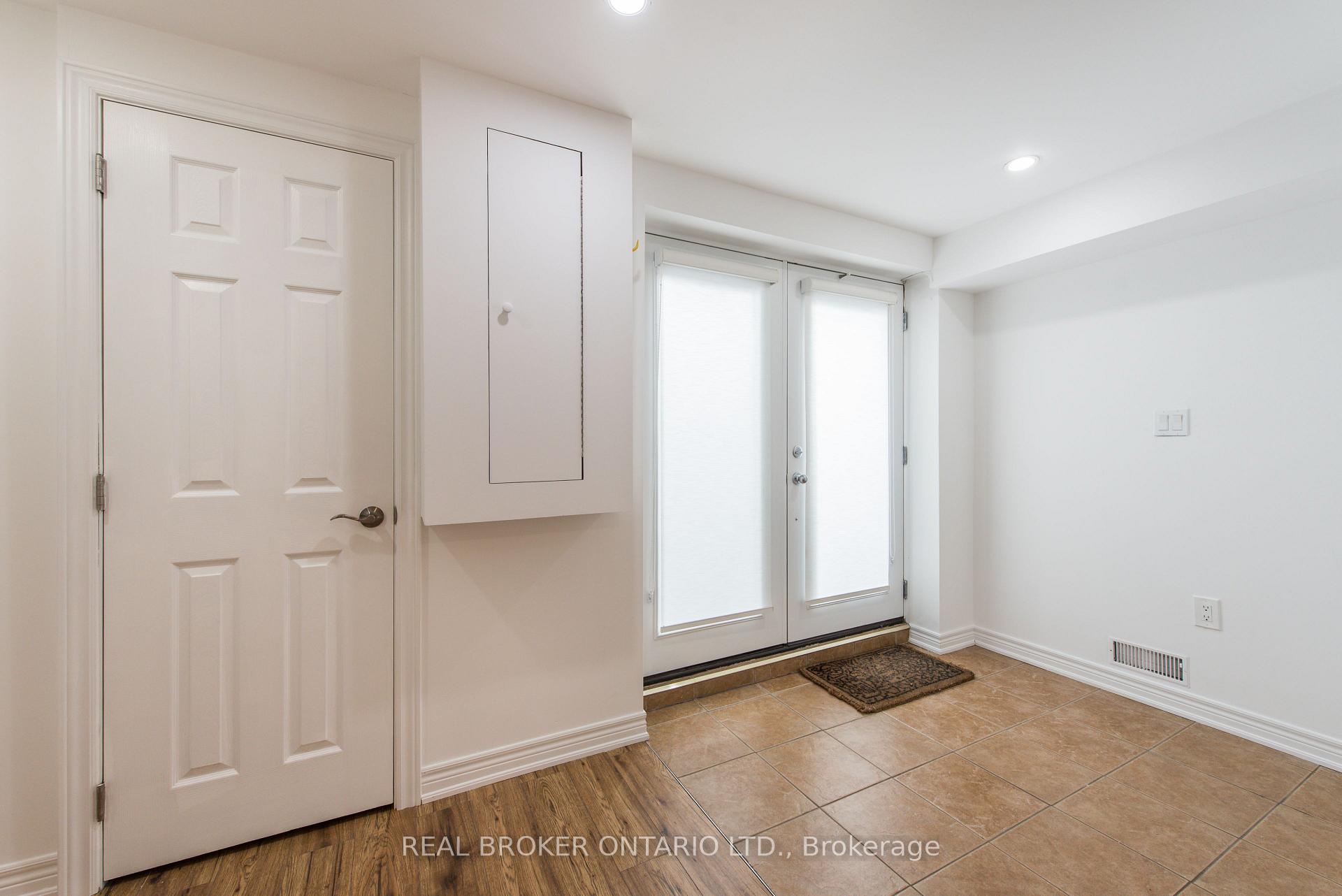 Photo 4 of Unit Bsmt, 6 Bridgman Avenue, Toronto, Casa Loma — HOMEH