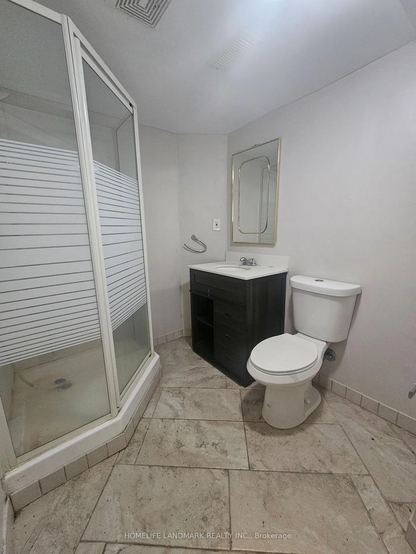 Photo 28 of 796 Bennett Crescent, Oshawa, Pinecrest — HOMEH