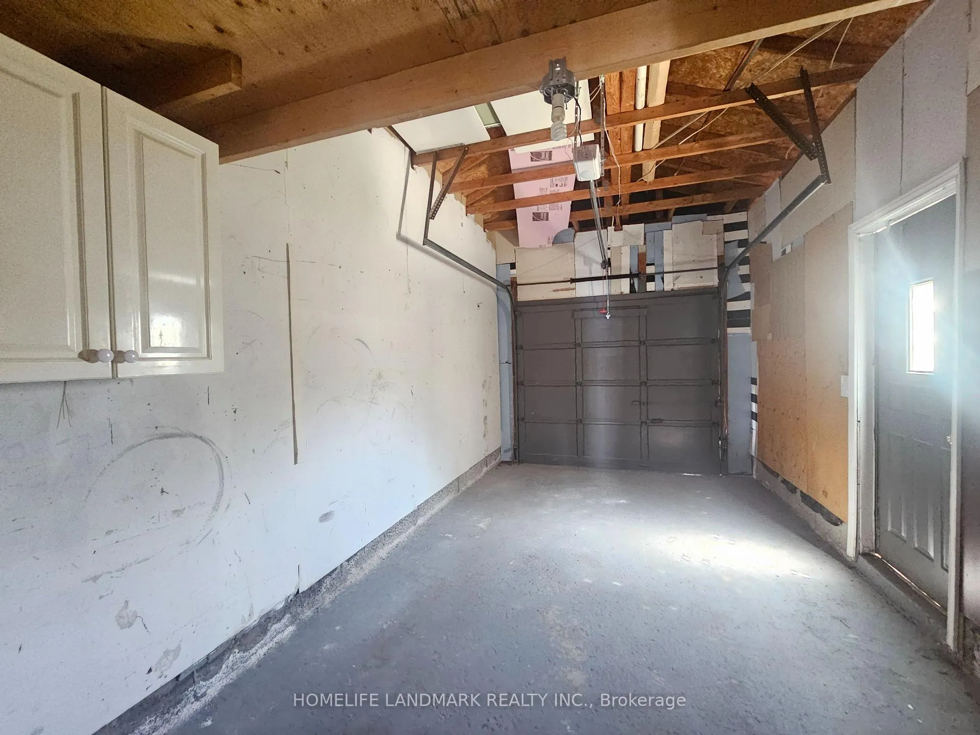 Photo 29 of 796 Bennett Crescent, Oshawa, Pinecrest — HOMEH
