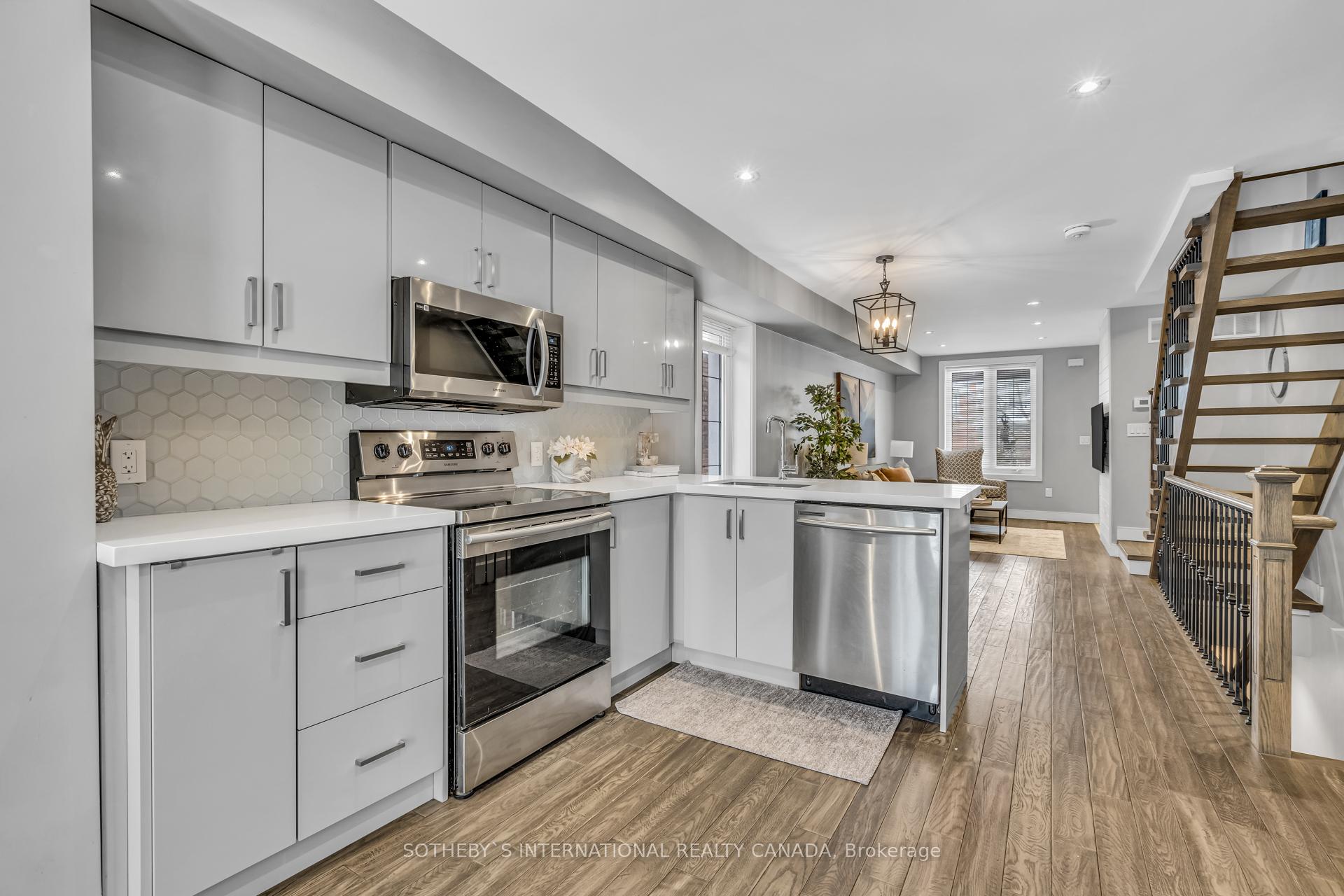 Photo 14 of 201 Torrens Avenue, Toronto, East York — HOMEH