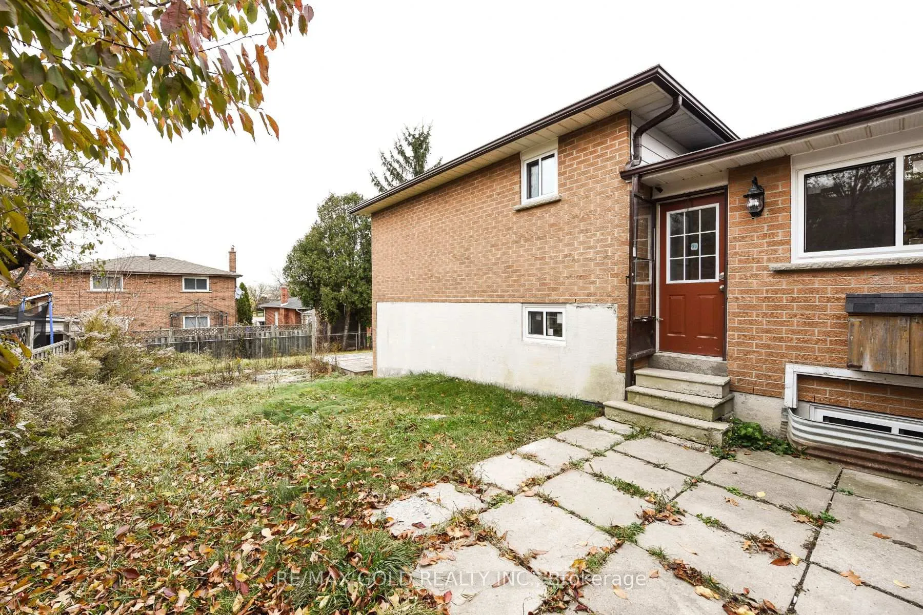 Photo 32 of 51 Malcolm Crescent, Brampton, Central Park — HOMEH