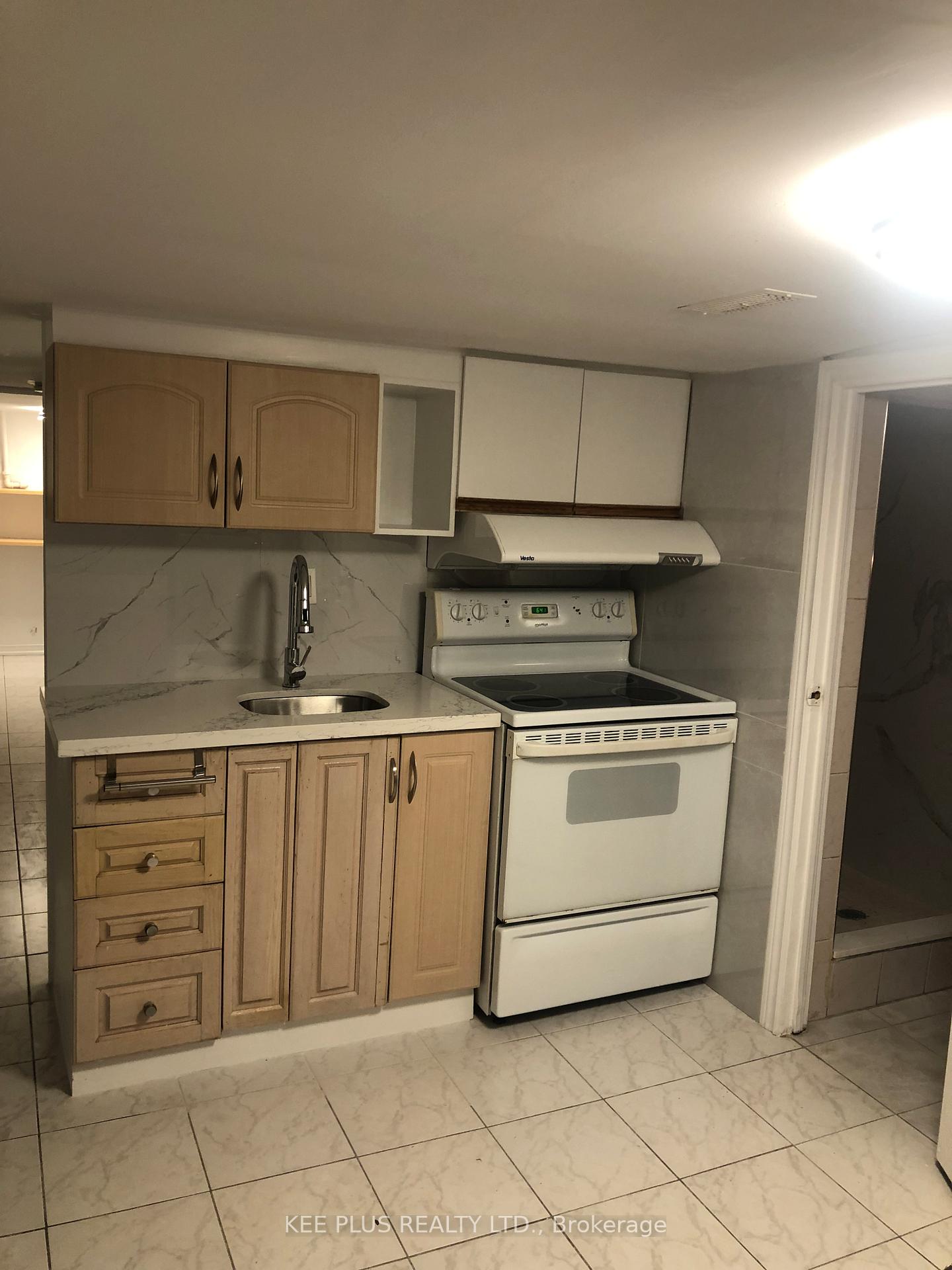 Front of Unit LOWER, 49 Marjory Avenue