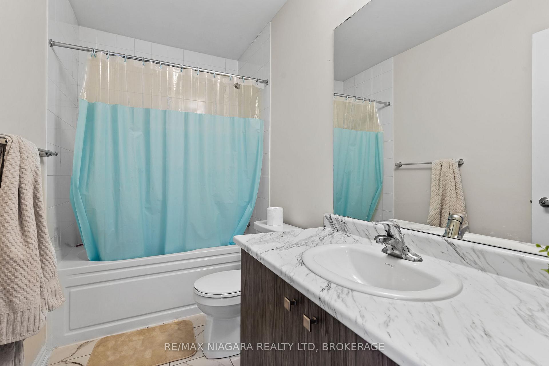 Photo 15 of 415 Barker Parkway, Thorold, Rolling Meadows — HOMEH