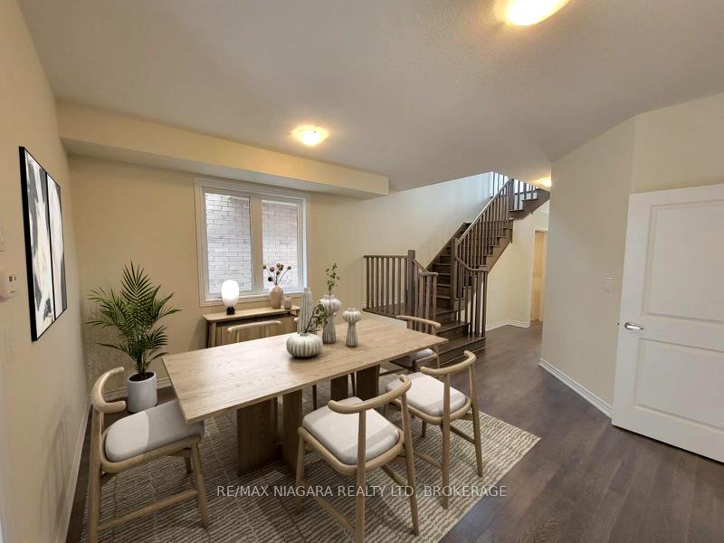 Photo 21 of 415 Barker Parkway, Thorold, Rolling Meadows — HOMEH