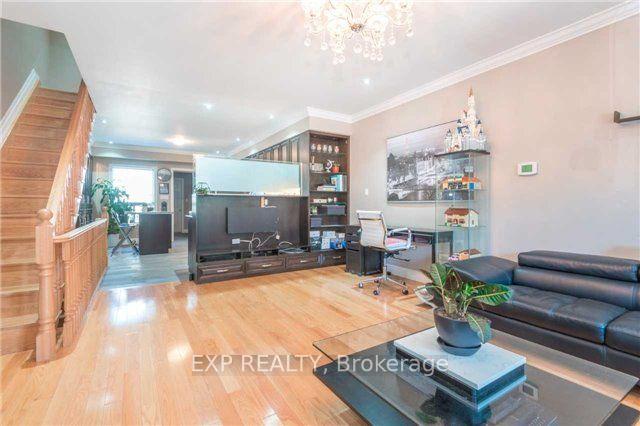 Photo 3 of 174 Bellwoods Avenue, Toronto, Trinity-Bellwoods — HOMEH