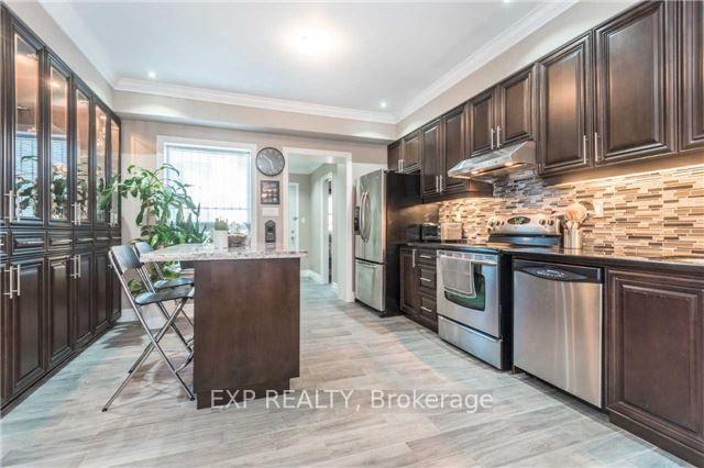 Photo 5 of 174 Bellwoods Avenue, Toronto, Trinity-Bellwoods — HOMEH