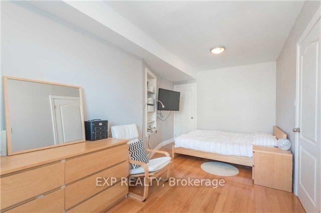 Photo 8 of 174 Bellwoods Avenue, Toronto, Trinity-Bellwoods — HOMEH