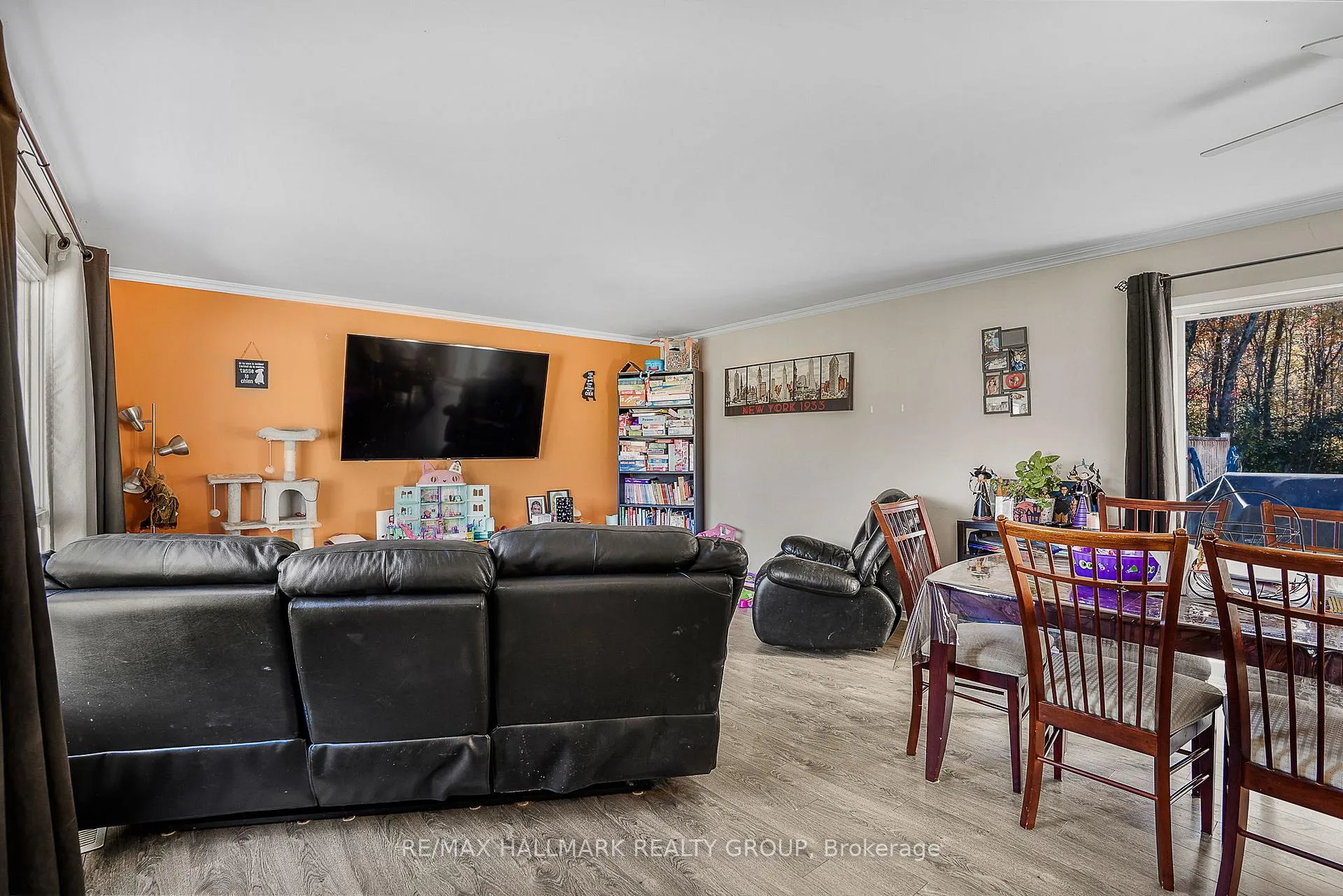 Photo 5 of 912 Pattee Road E, Champlain, Champlain Twp — HOMEH