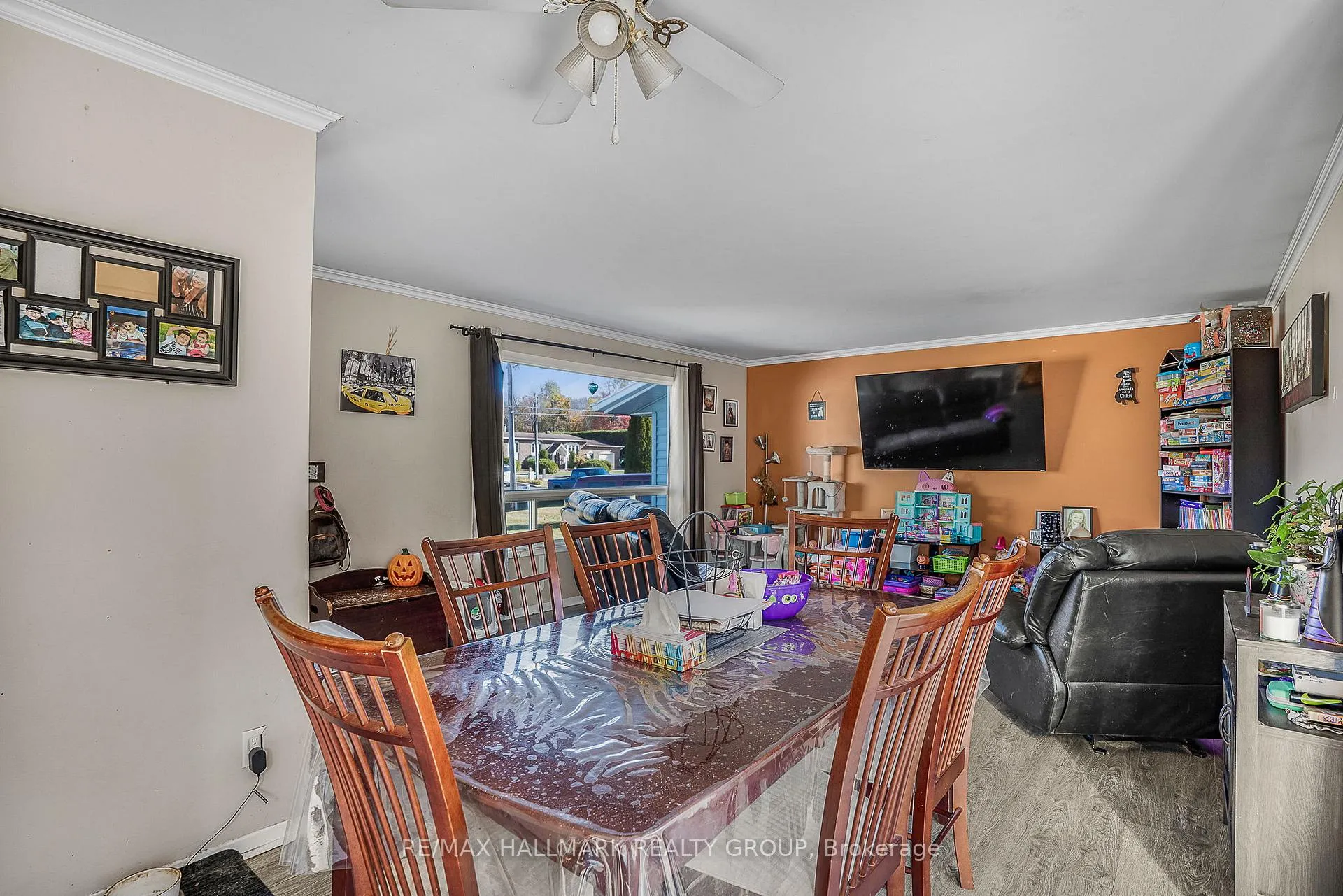 Photo 10 of 912 Pattee Road E, Champlain, Champlain Twp — HOMEH
