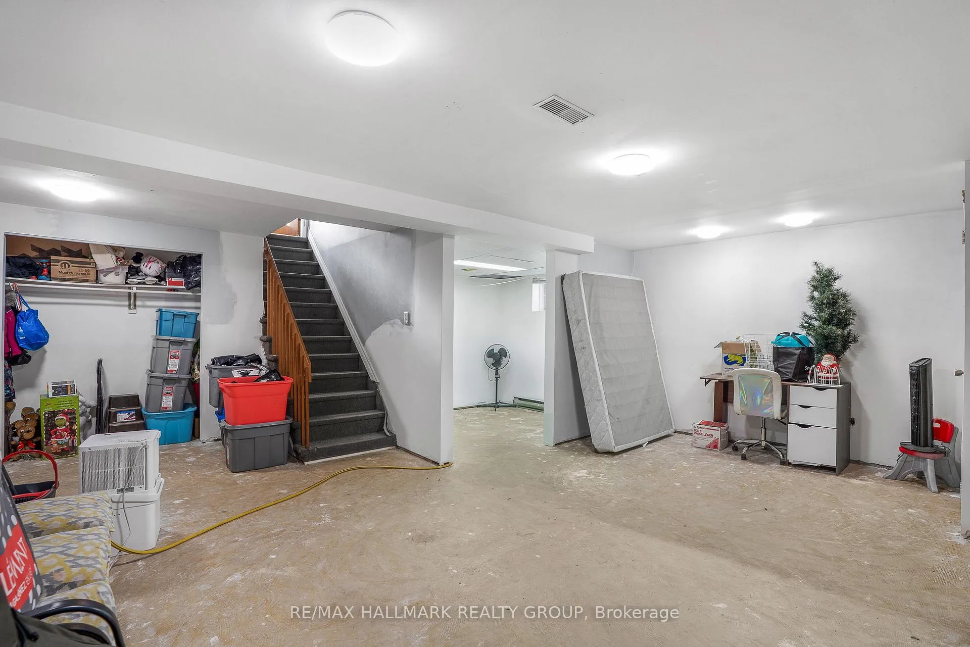 Photo 20 of 912 Pattee Road E, Champlain, Champlain Twp — HOMEH