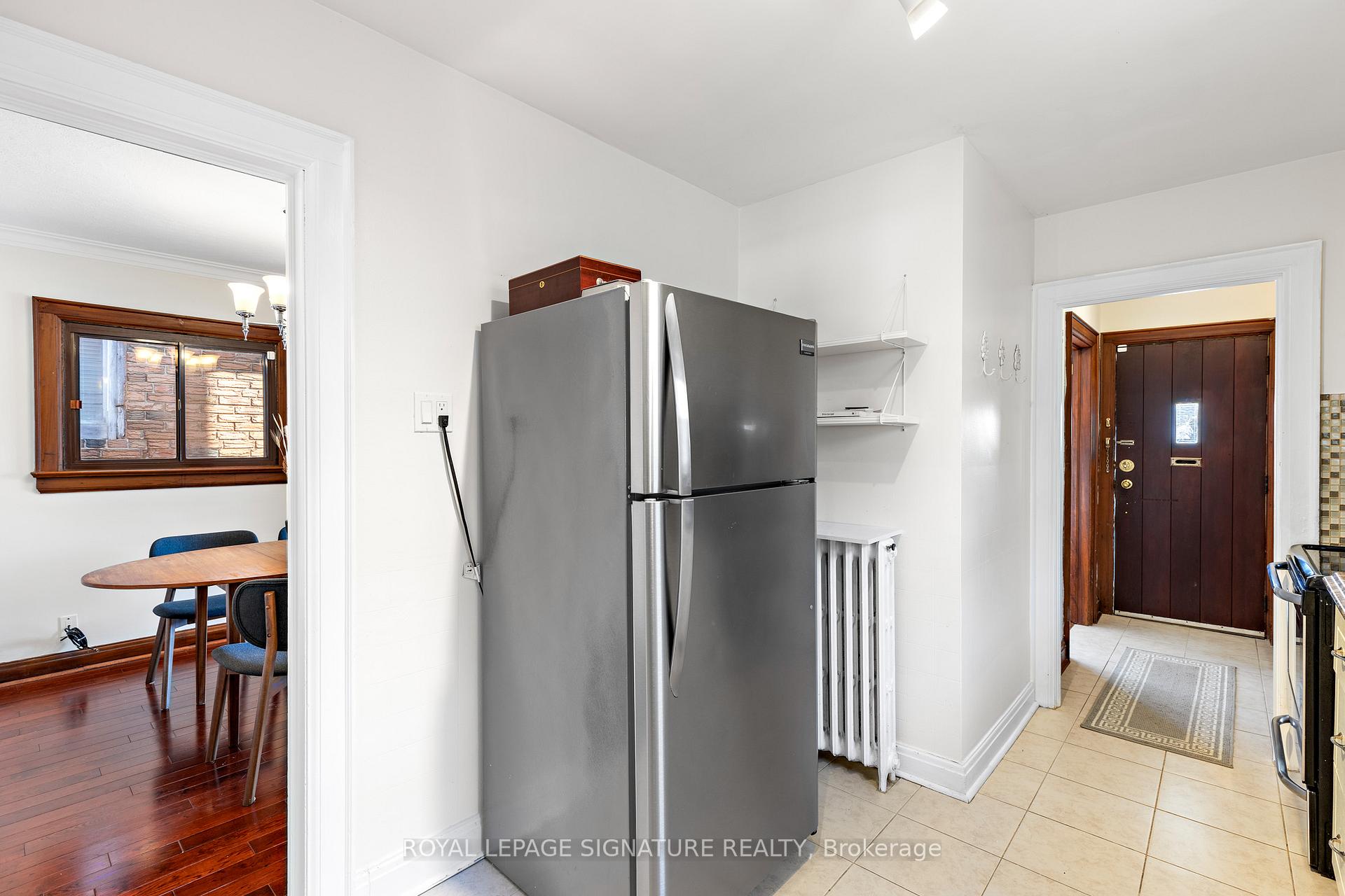 Photo 15 of 292 Floyd Avenue, Toronto, Danforth Village-East York — HOMEH