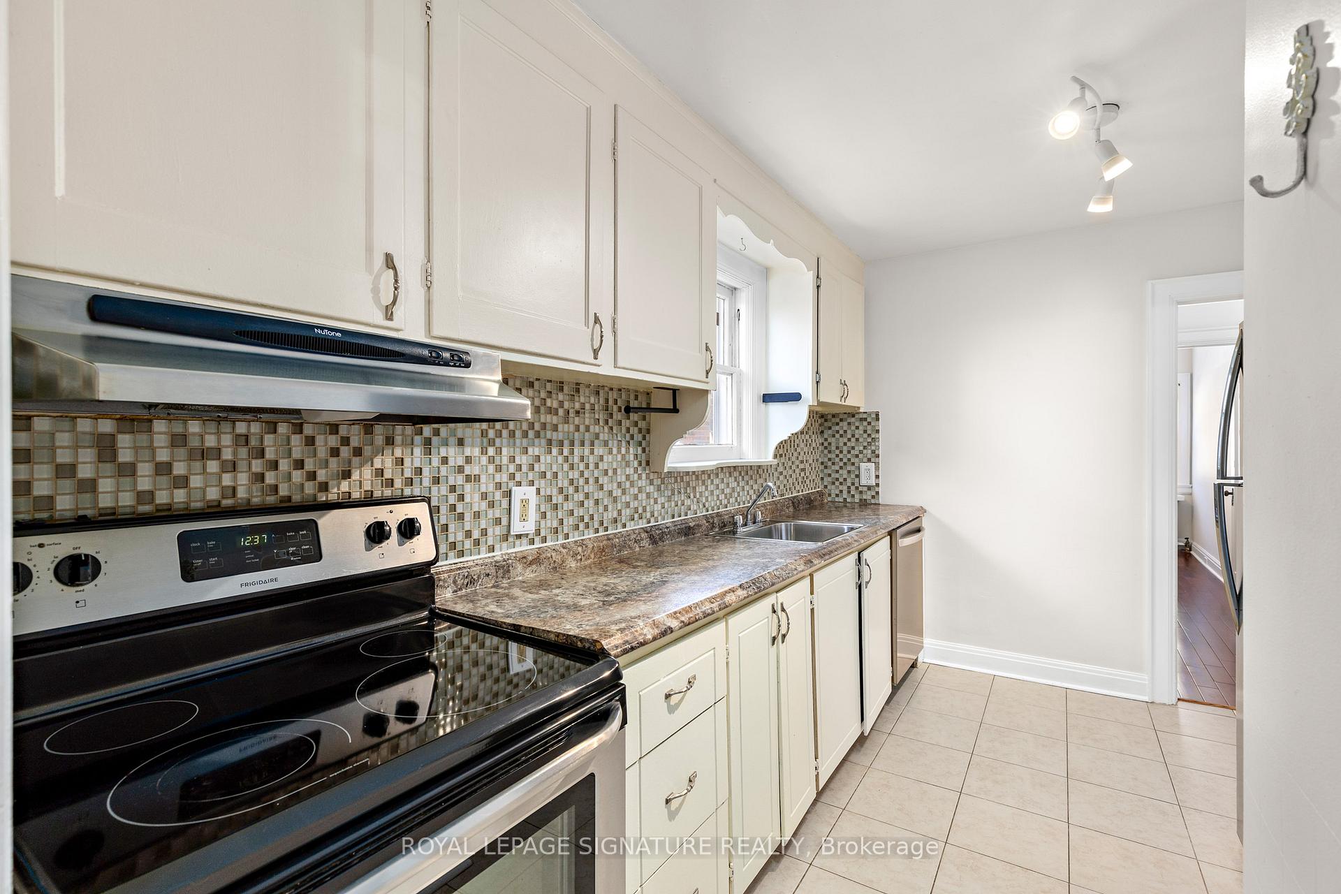 Photo 16 of 292 Floyd Avenue, Toronto, Danforth Village-East York — HOMEH