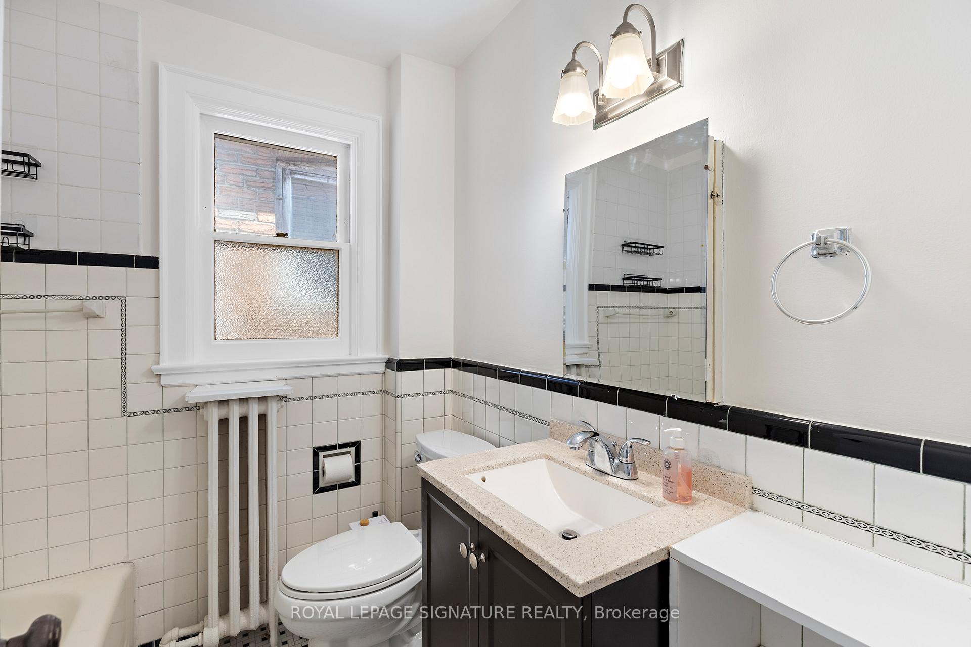 Photo 18 of 292 Floyd Avenue, Toronto, Danforth Village-East York — HOMEH