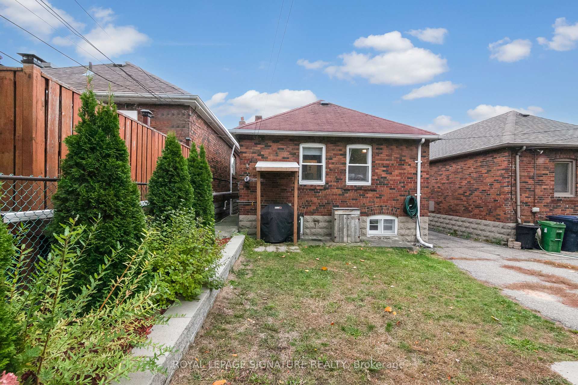 Photo 32 of 292 Floyd Avenue, Toronto, Danforth Village-East York — HOMEH