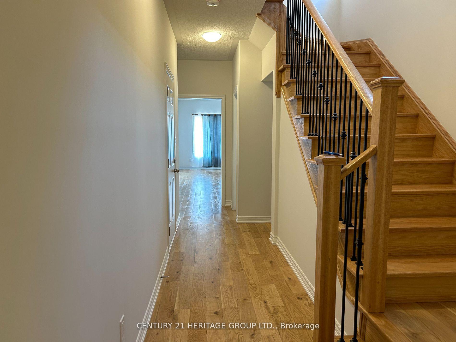 Photo 3 of 101 Baker Street, Thorold, Thorold Downtown — HOMEH