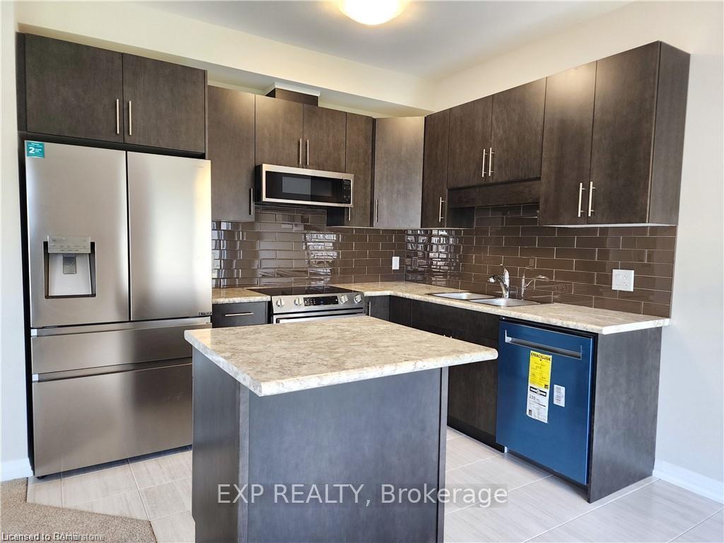 Photo 8 of Unit Upper, 76 Alicia Crescent, Thorold, Hurricane/Merrittville — HOMEH