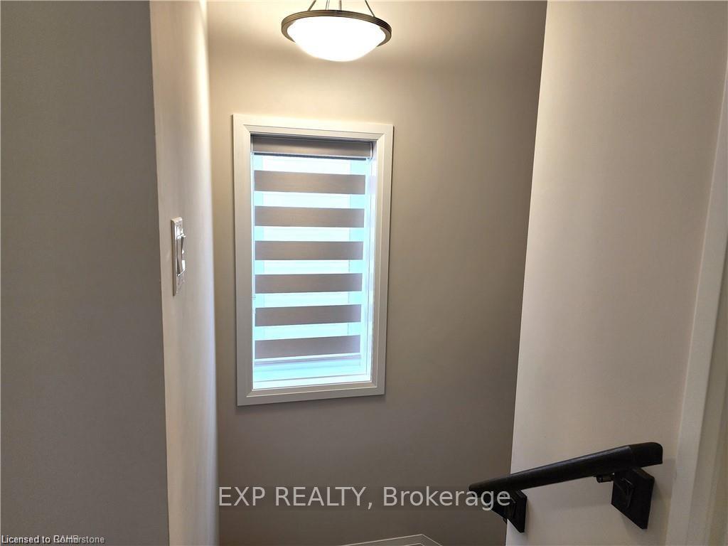 Photo 10 of Unit Upper, 76 Alicia Crescent, Thorold, Hurricane/Merrittville — HOMEH