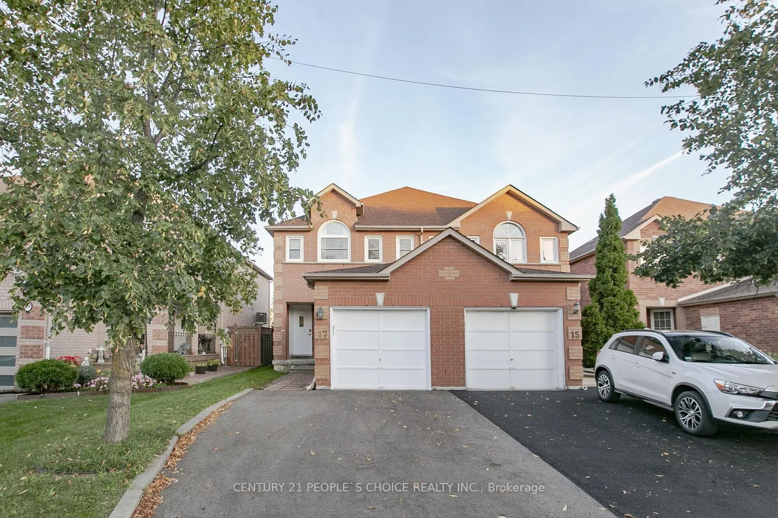 Photo 1 of 17 Caruso Drive, Brampton, Fletcher's West — HOMEH