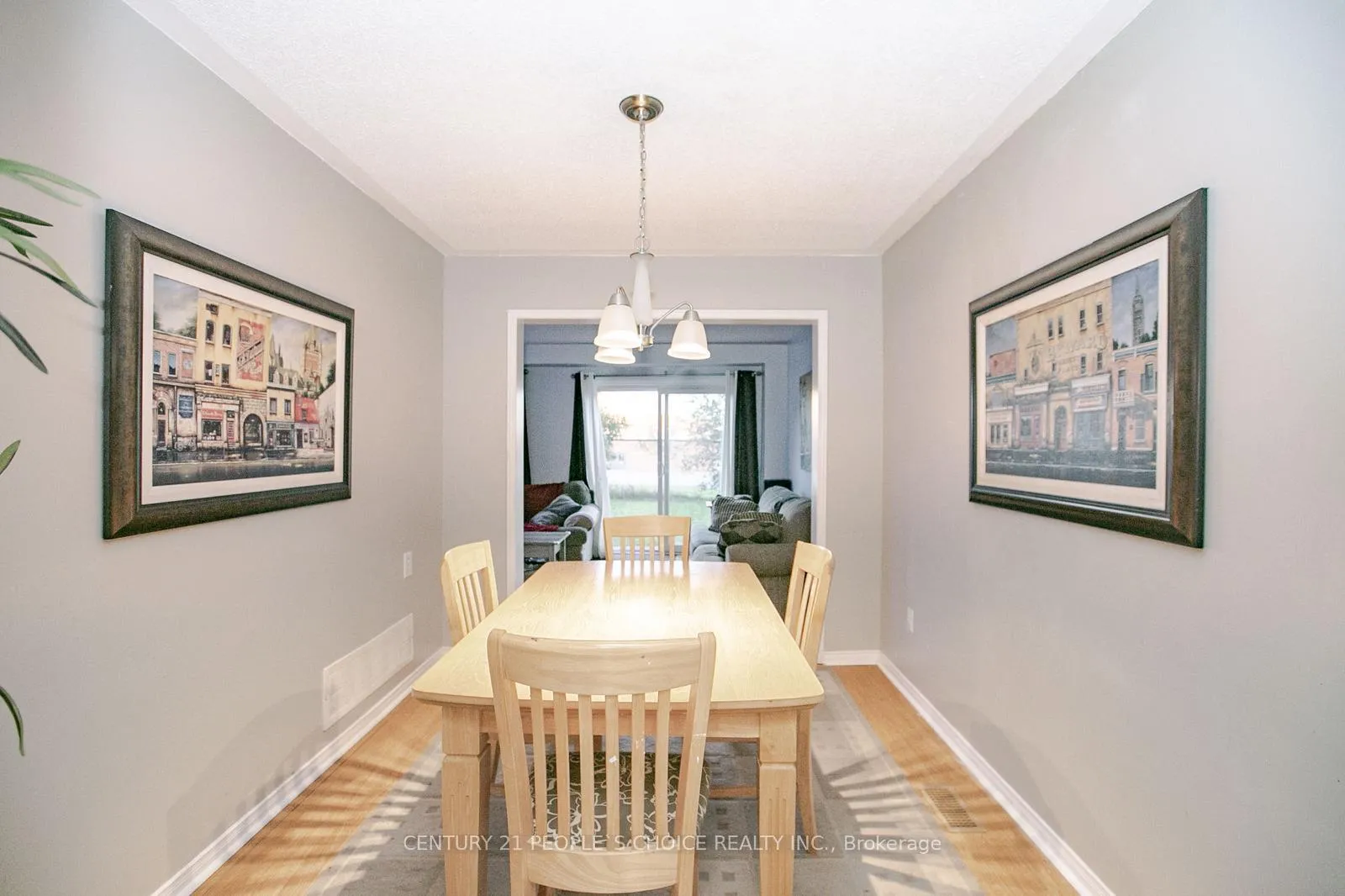 Photo 13 of 17 Caruso Drive, Brampton, Fletcher's West — HOMEH