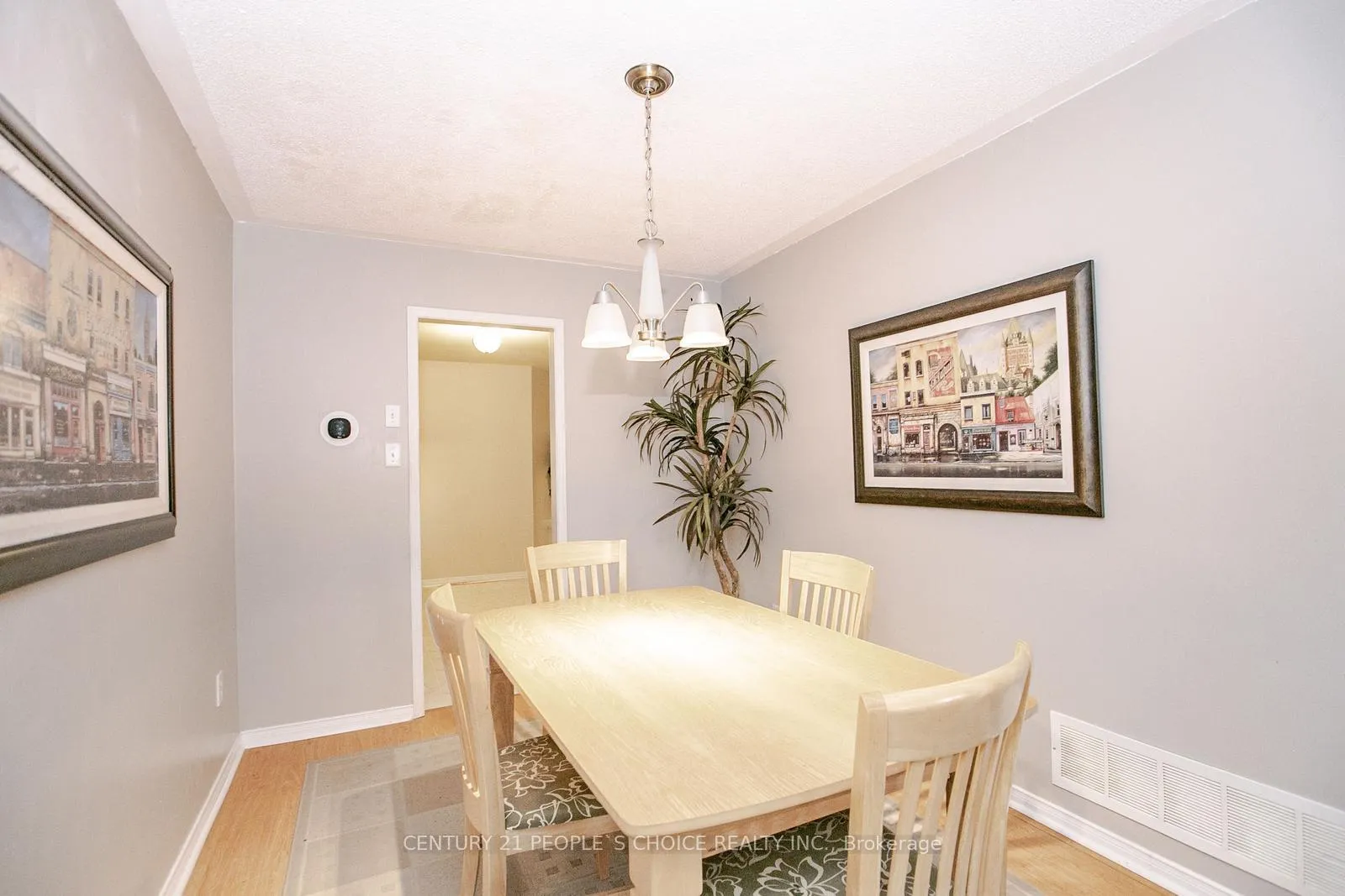 Photo 15 of 17 Caruso Drive, Brampton, Fletcher's West — HOMEH