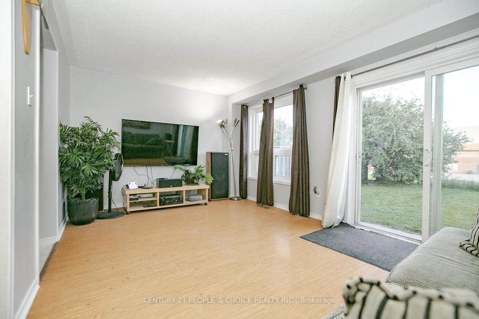 Photo 17 of 17 Caruso Drive, Brampton, Fletcher's West — HOMEH
