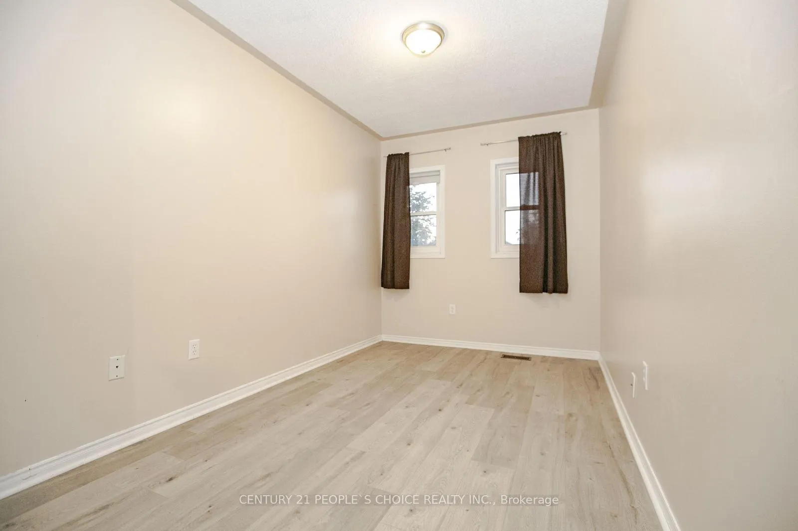 Photo 32 of 17 Caruso Drive, Brampton, Fletcher's West — HOMEH