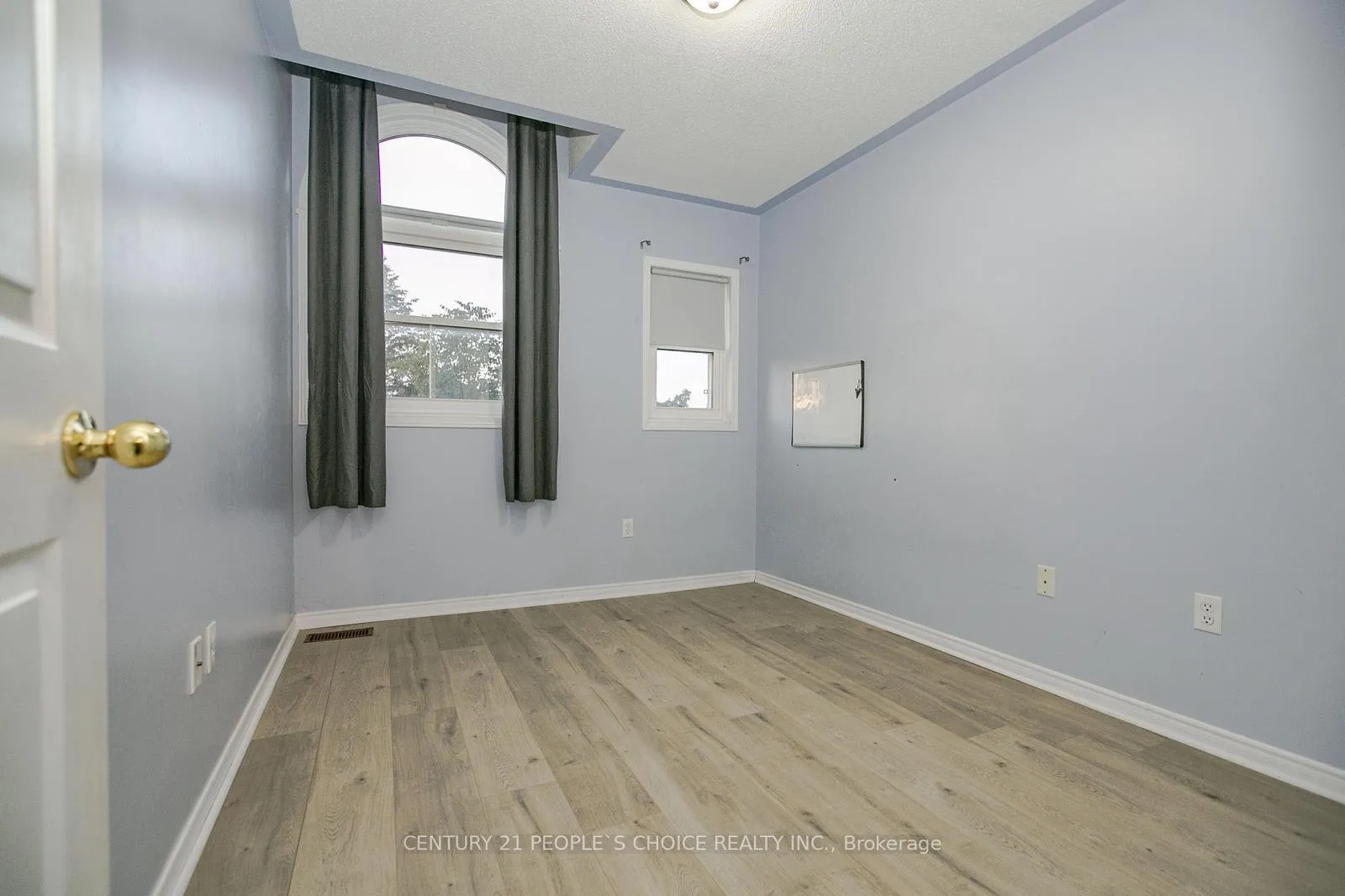 Photo 34 of 17 Caruso Drive, Brampton, Fletcher's West — HOMEH