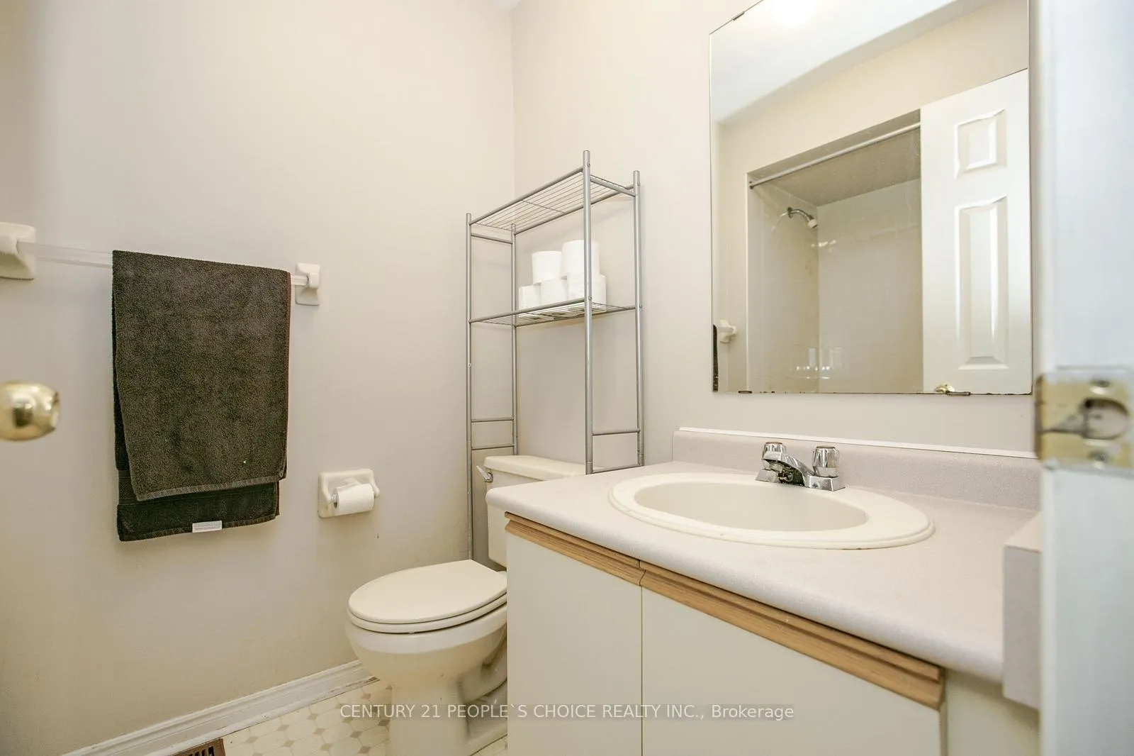 Photo 36 of 17 Caruso Drive, Brampton, Fletcher's West — HOMEH