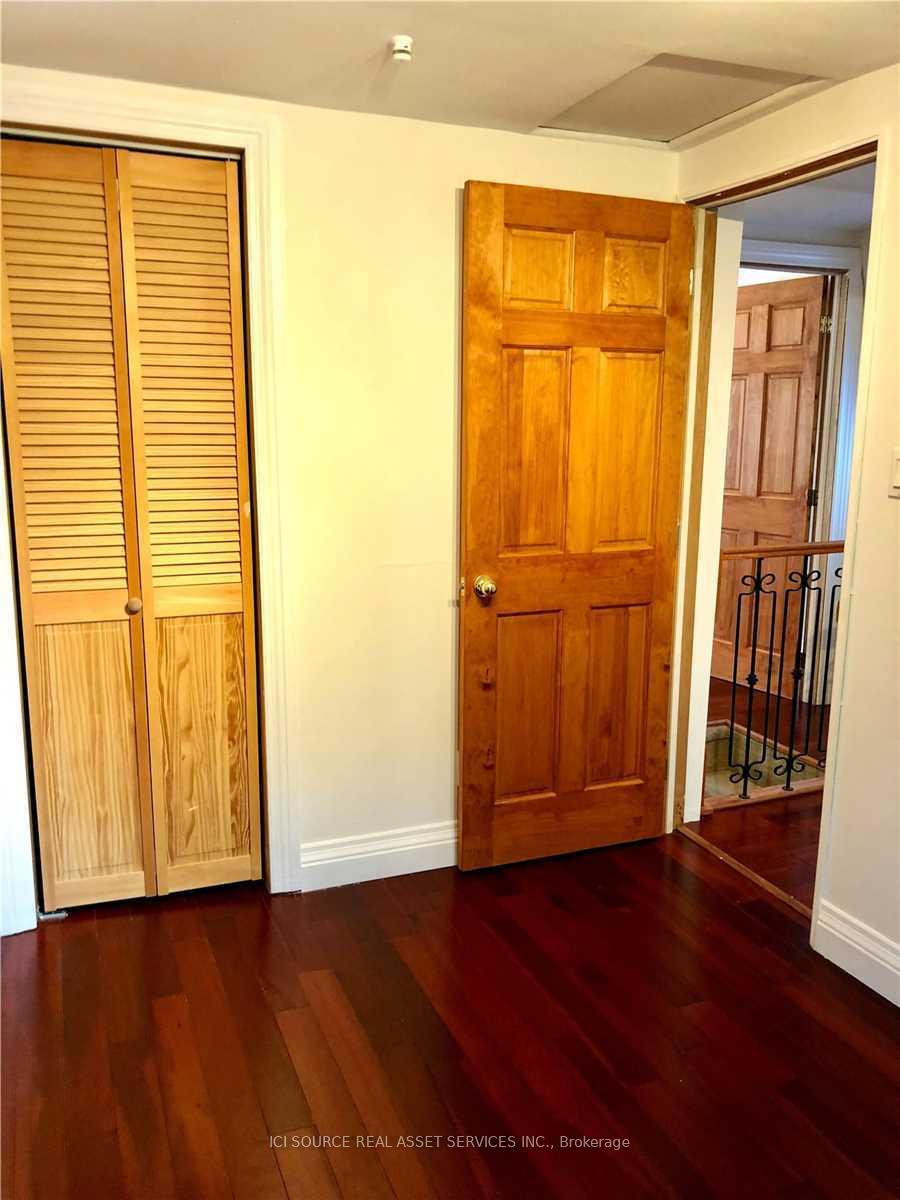 Photo 12 of 807 Sammon Avenue, Toronto, Danforth Village-East York — HOMEH
