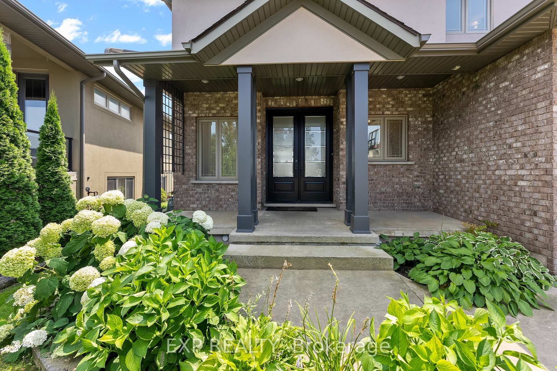Photo 3 of 199 Tuliptree Road, Thorold, Confederation Heights — HOMEH