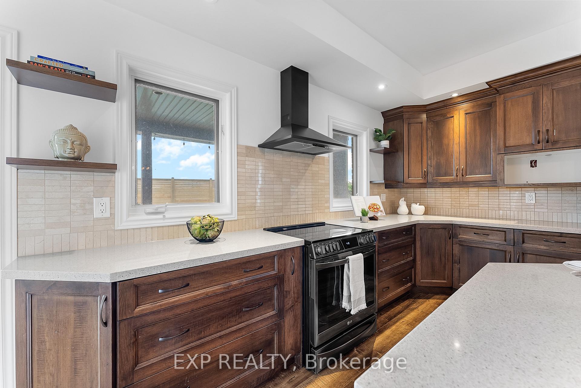 Photo 18 of 199 Tuliptree Road, Thorold, Confederation Heights — HOMEH