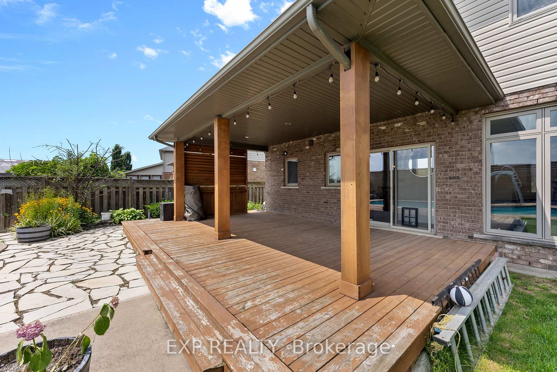 Photo 24 of 199 Tuliptree Road, Thorold, Confederation Heights — HOMEH
