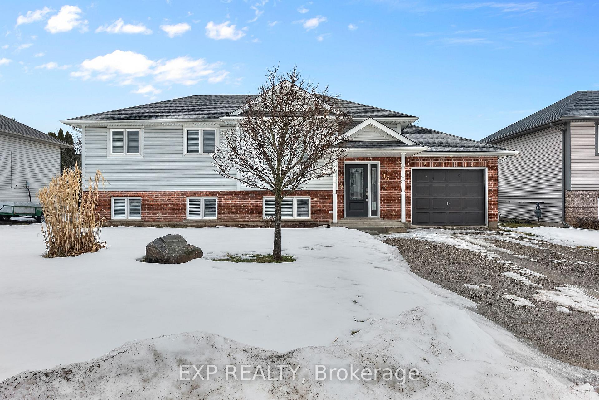 Photo 2 of 86 Windle Village Crescent W, Thorold, Allanburg/Thorold South — HOMEH