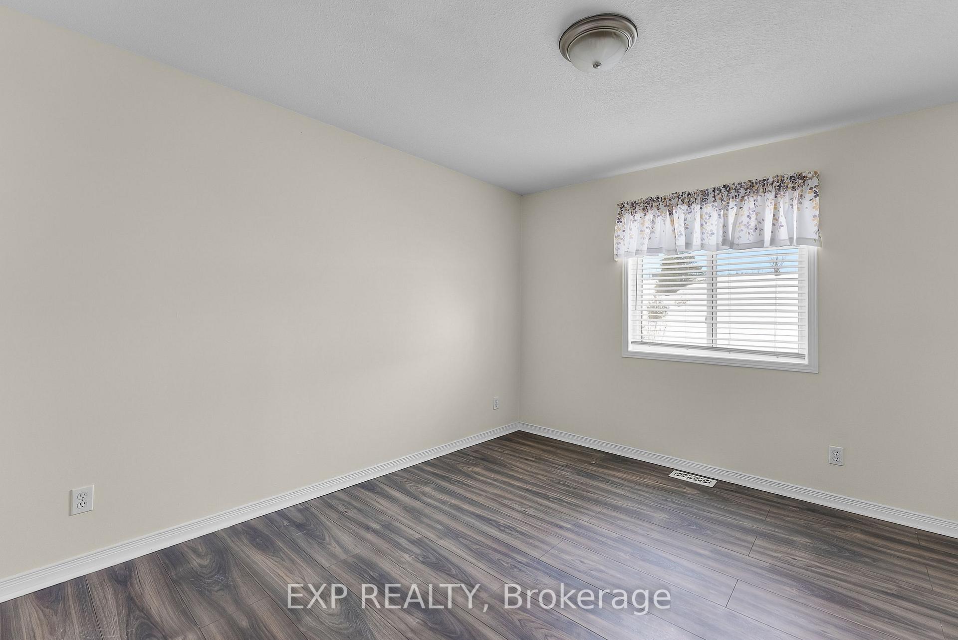 Photo 15 of 86 Windle Village Crescent W, Thorold, Allanburg/Thorold South — HOMEH