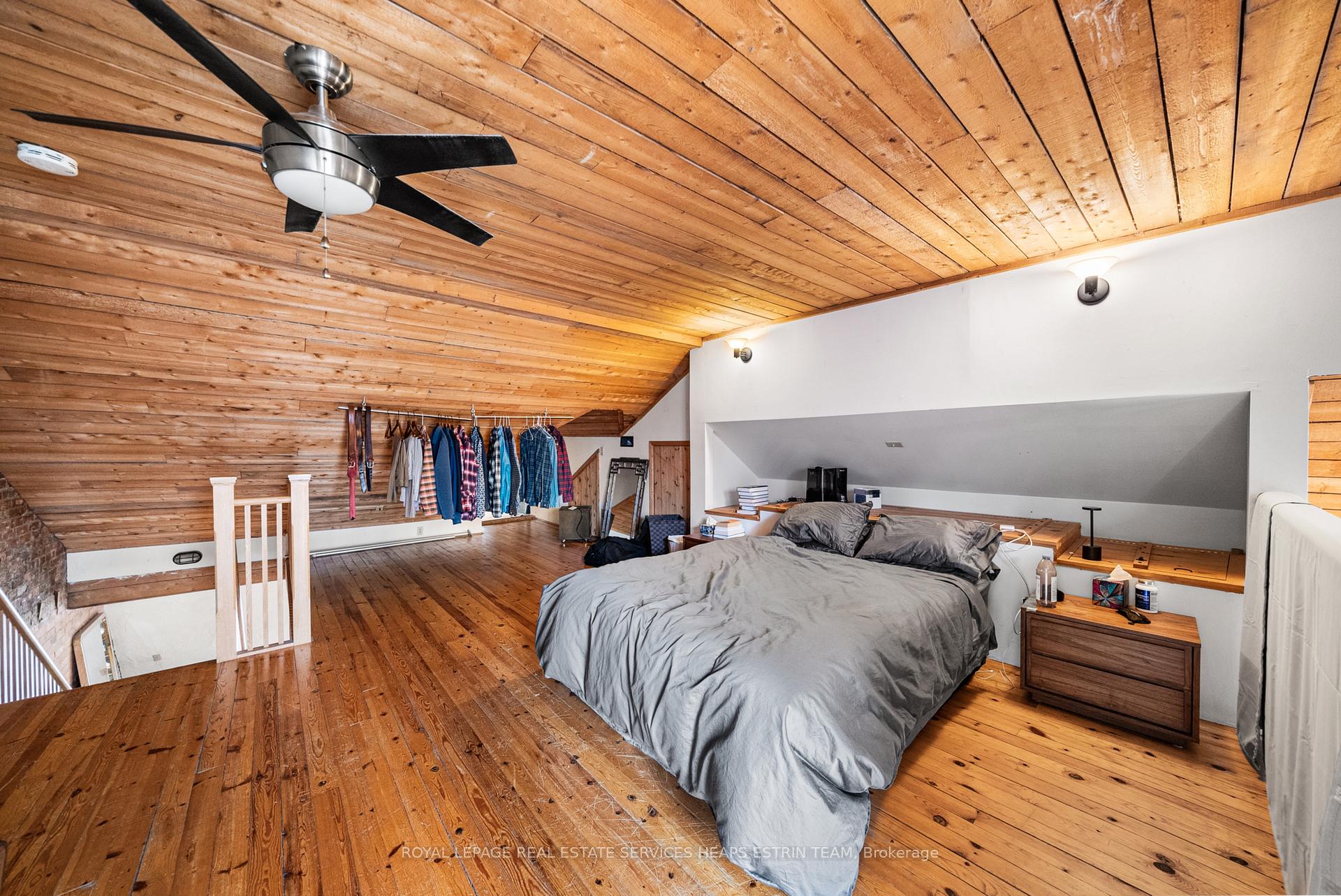 Photo 15 of Unit Upper, 125 Farnham Avenue, Toronto, Yonge-St. Clair — HOMEH