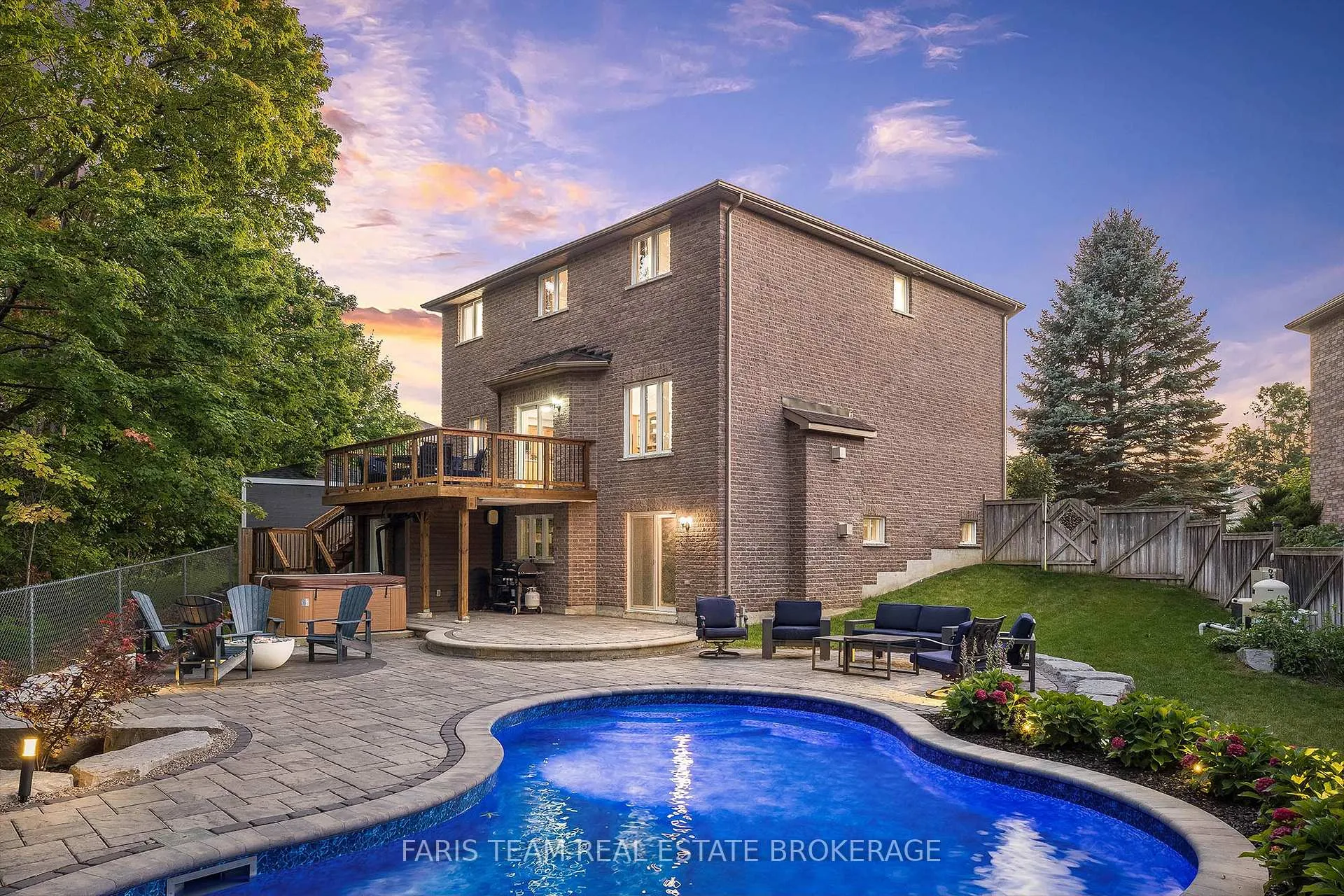Photo 3 of 96 Osprey Ridge Road, Barrie, Little Lake — HOMEH