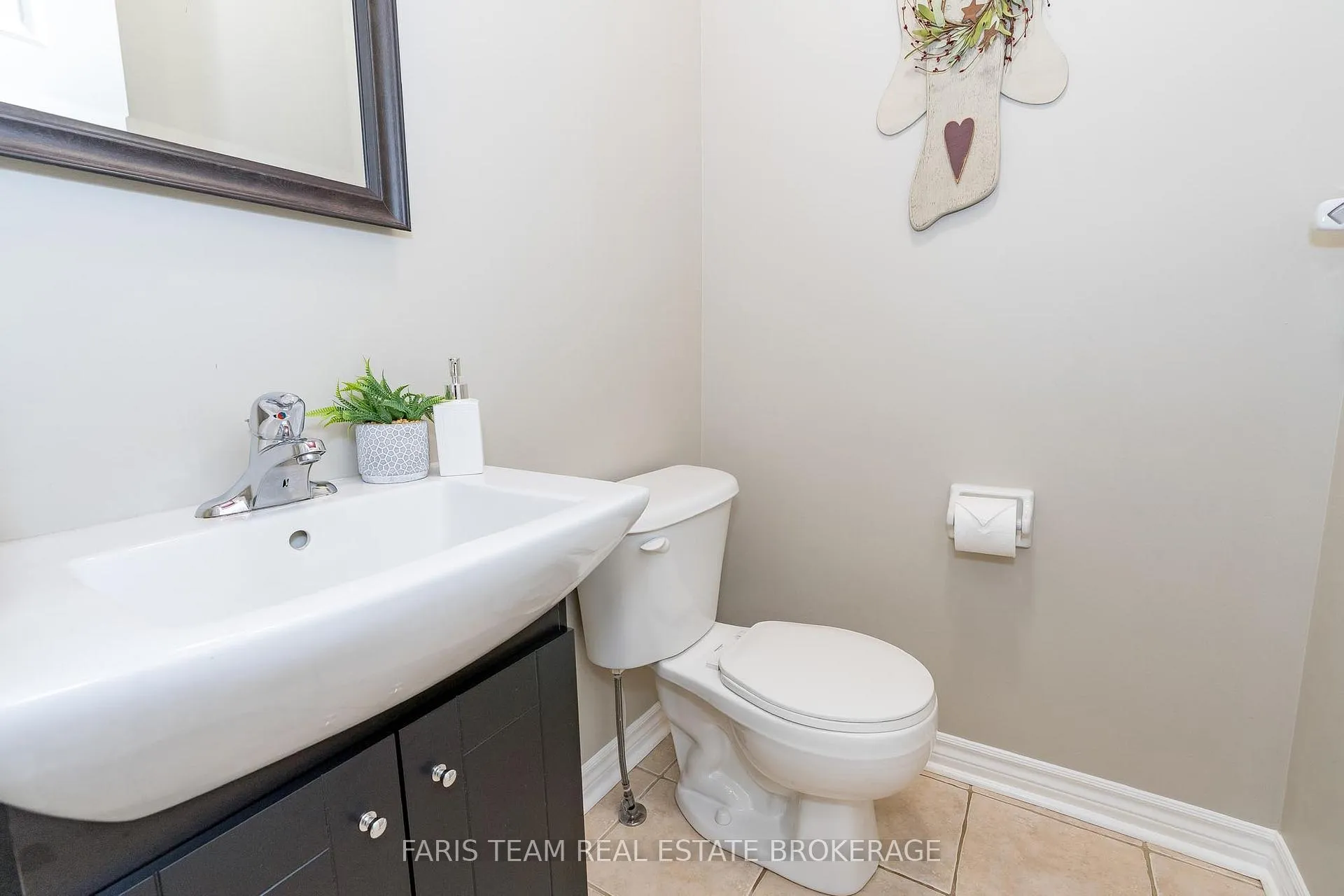 Photo 16 of 96 Osprey Ridge Road, Barrie, Little Lake — HOMEH