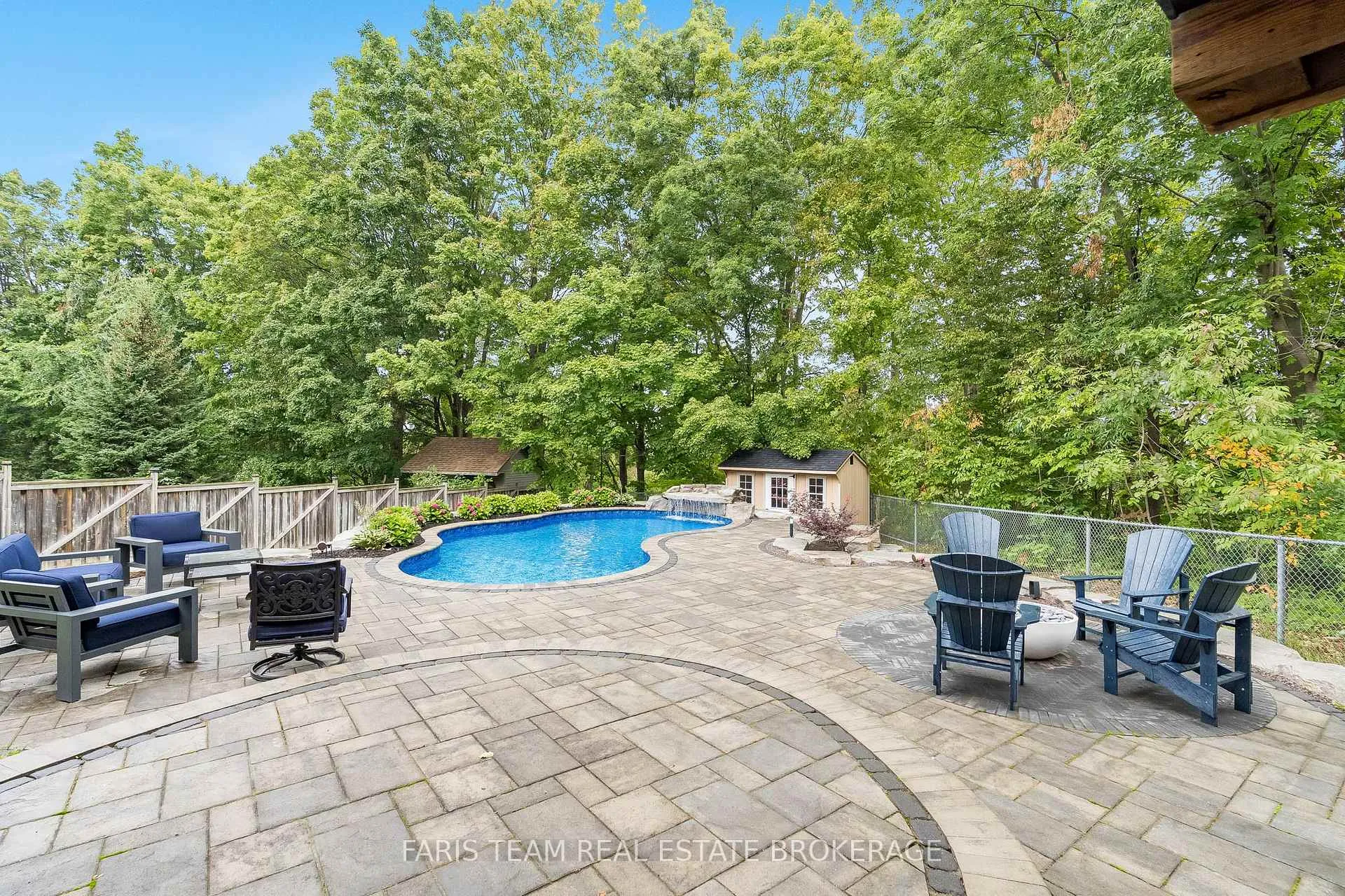 Photo 38 of 96 Osprey Ridge Road, Barrie, Little Lake — HOMEH