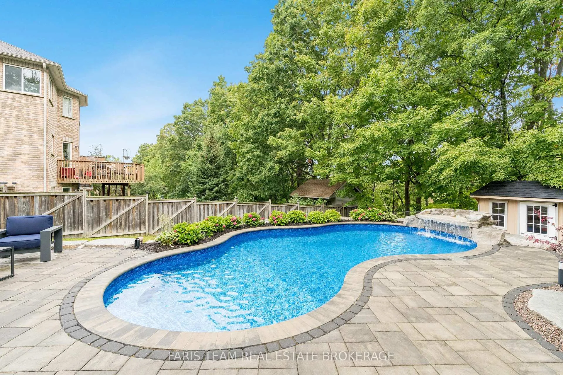 Photo 39 of 96 Osprey Ridge Road, Barrie, Little Lake — HOMEH