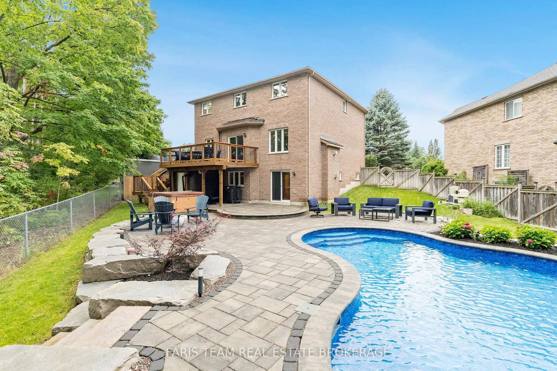 Photo 42 of 96 Osprey Ridge Road, Barrie, Little Lake — HOMEH