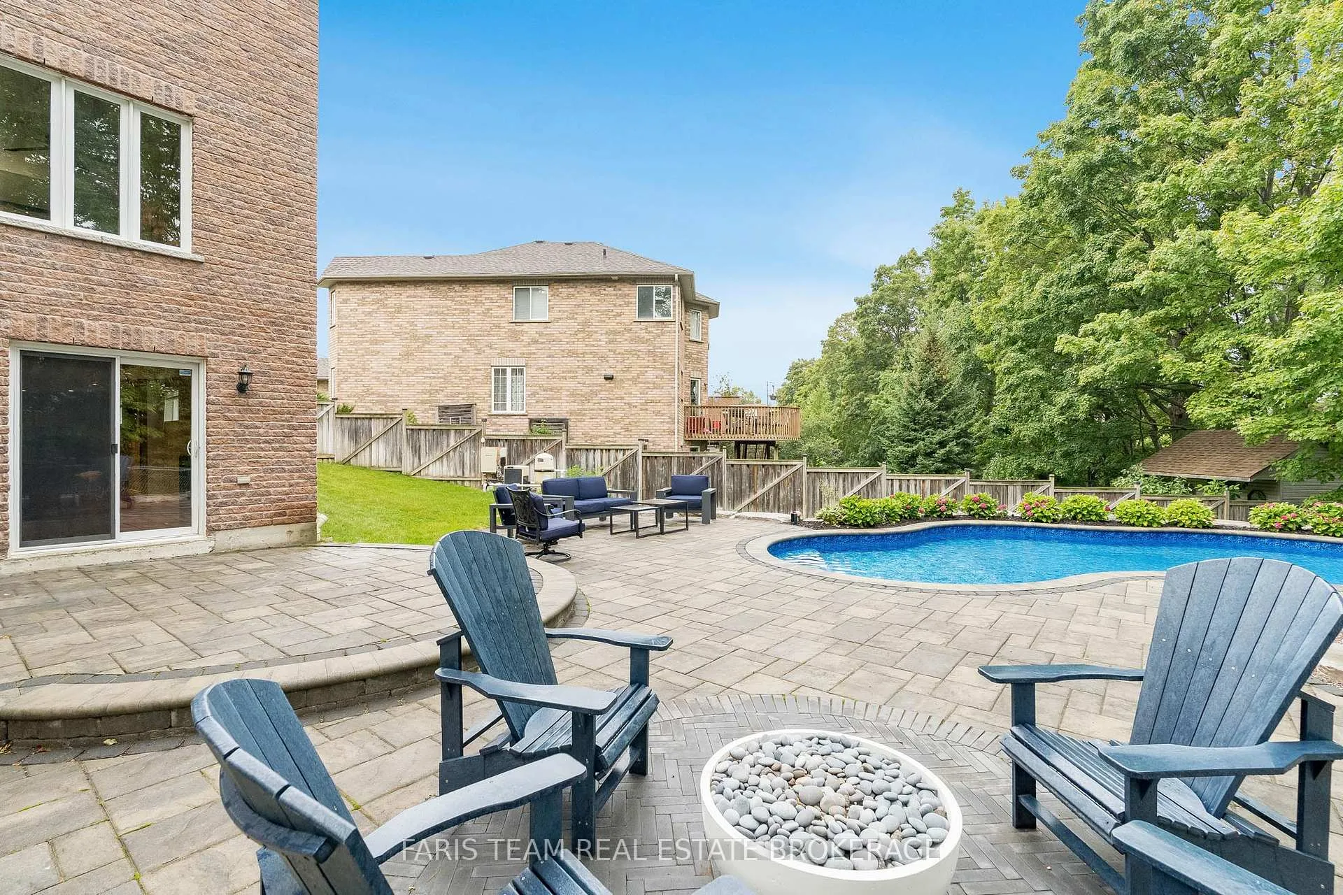 Photo 45 of 96 Osprey Ridge Road, Barrie, Little Lake — HOMEH