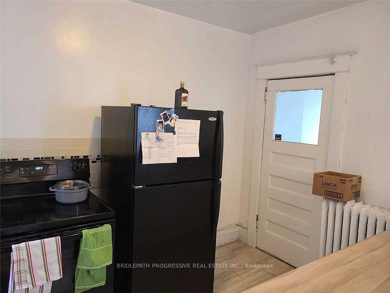 Photo 6 of Unit 2, 609 College Street, Toronto, Palmerston-Little Italy — HOMEH