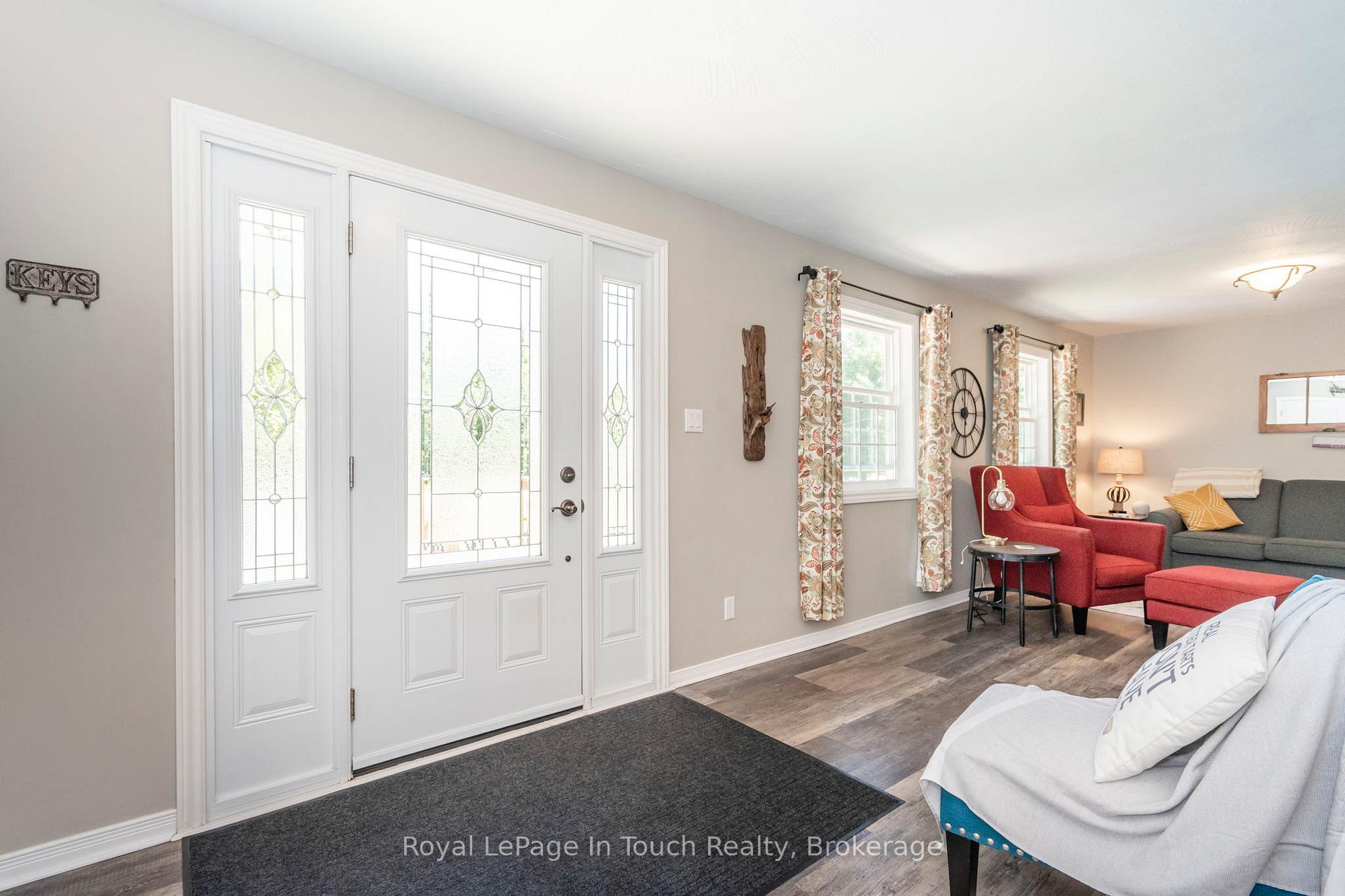 Photo 6 of 507 Lafontaine Road E, Tiny, Rural Tiny — HOMEH