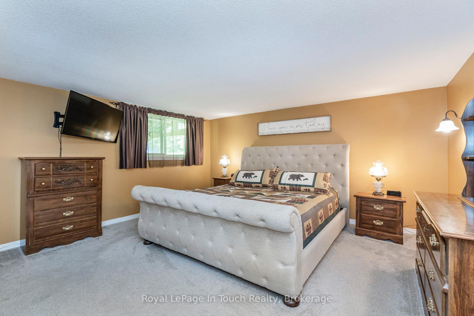 Photo 21 of 507 Lafontaine Road E, Tiny, Rural Tiny — HOMEH