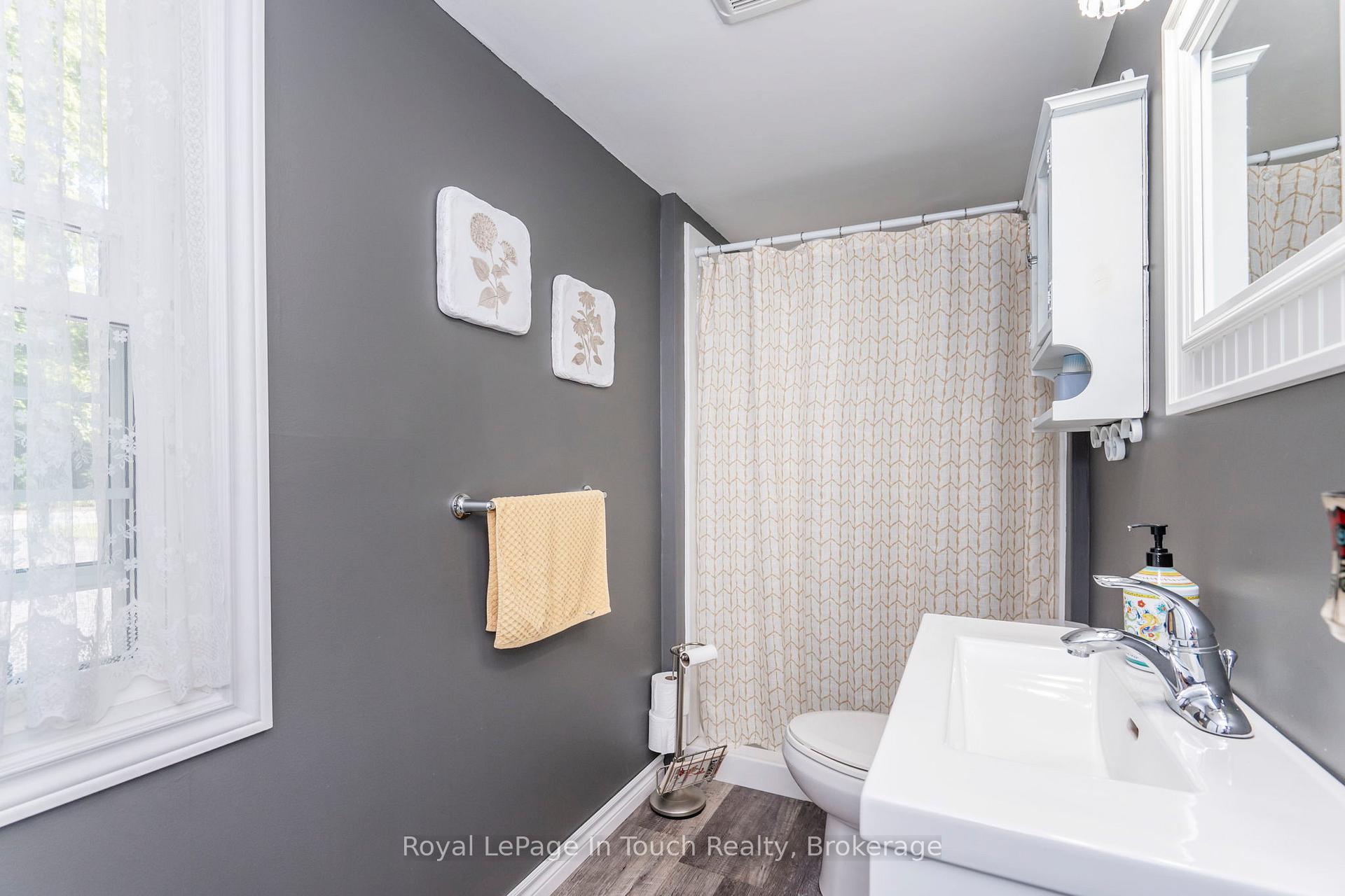 Photo 26 of 507 Lafontaine Road E, Tiny, Rural Tiny — HOMEH