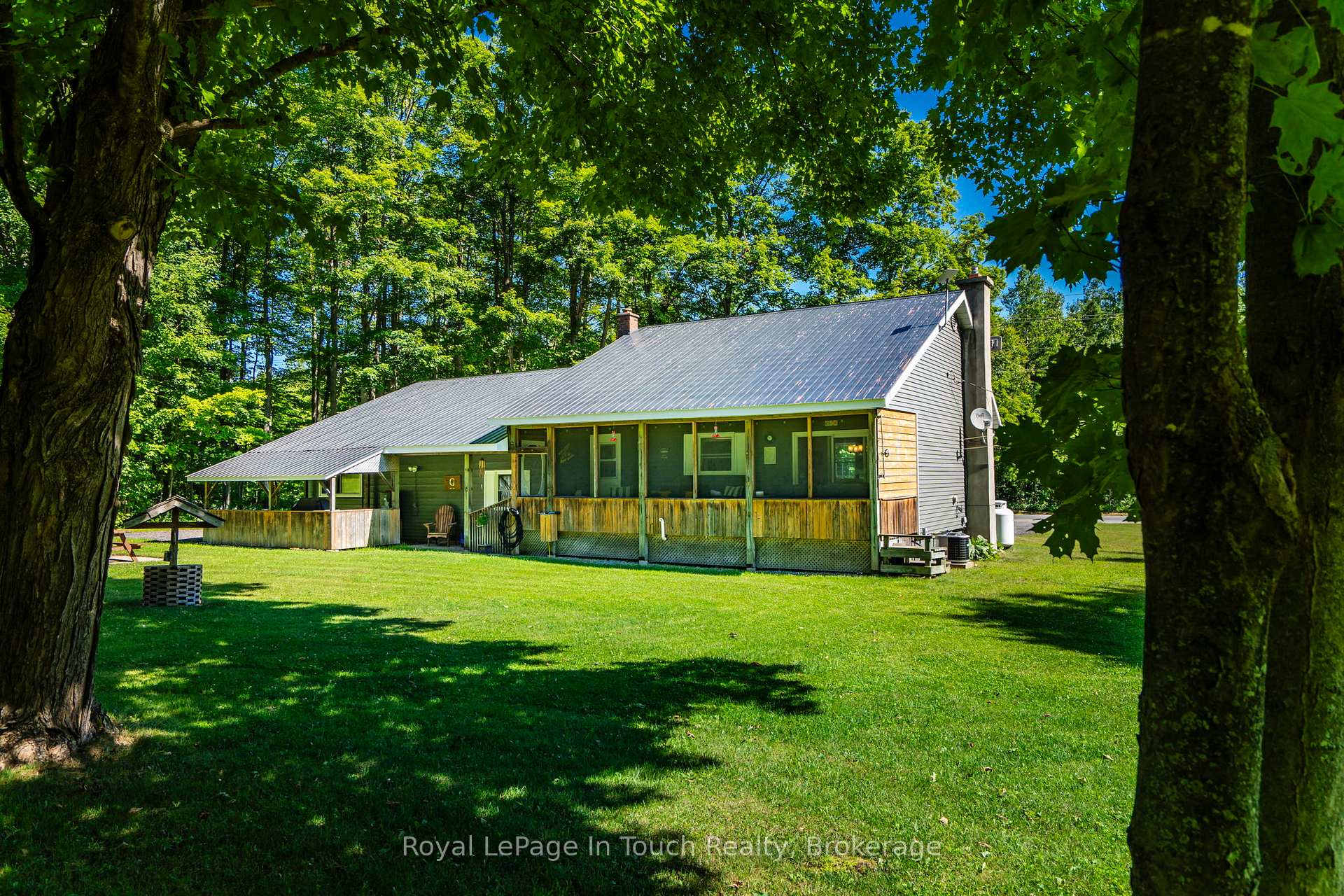 Photo 34 of 507 Lafontaine Road E, Tiny, Rural Tiny — HOMEH